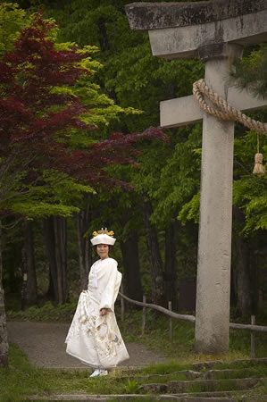 日枝神社で白無垢姿の花嫁