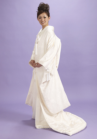 白無垢スワトウ刺繍の鶴と花柄刺繍の西陣織物