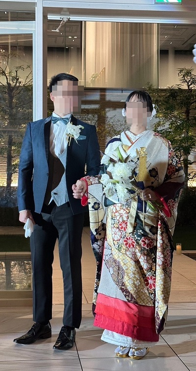 リメイク打掛を着た花嫁と花婿