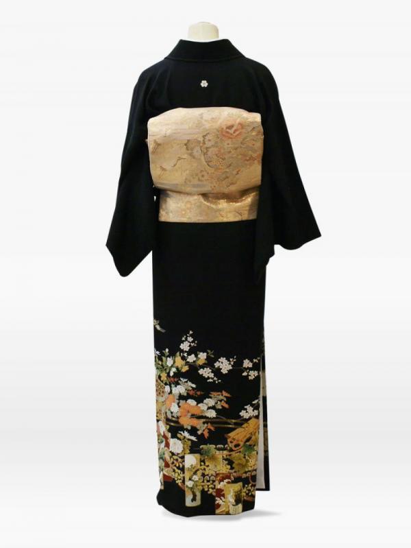 花柄・鳳凰・鶴の黒留袖