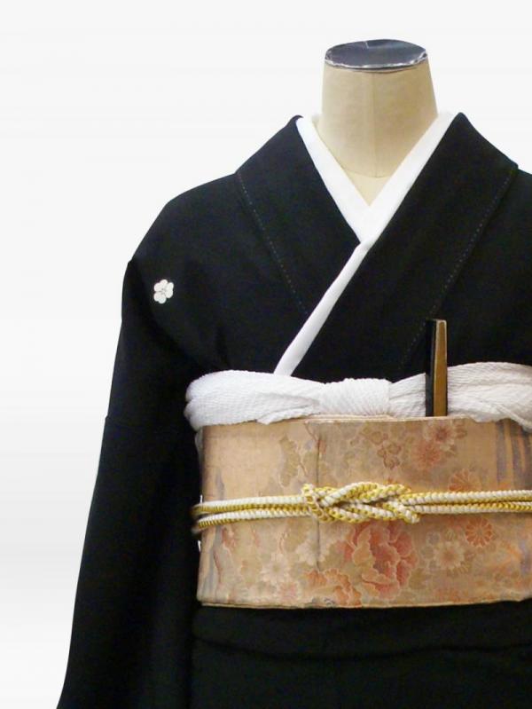 花柄・鳳凰・鶴の黒留袖
