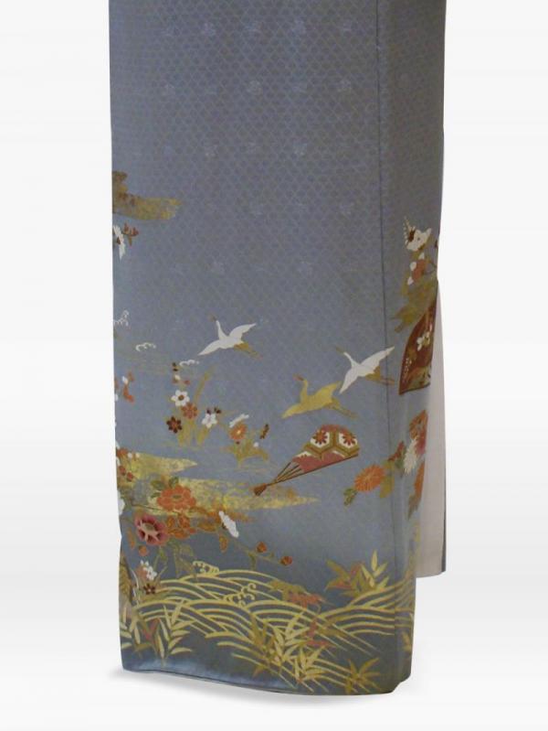 グレー色の菊・扇の色留袖